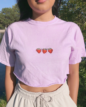 Strawberry Fields - T-Shirt Crop Top